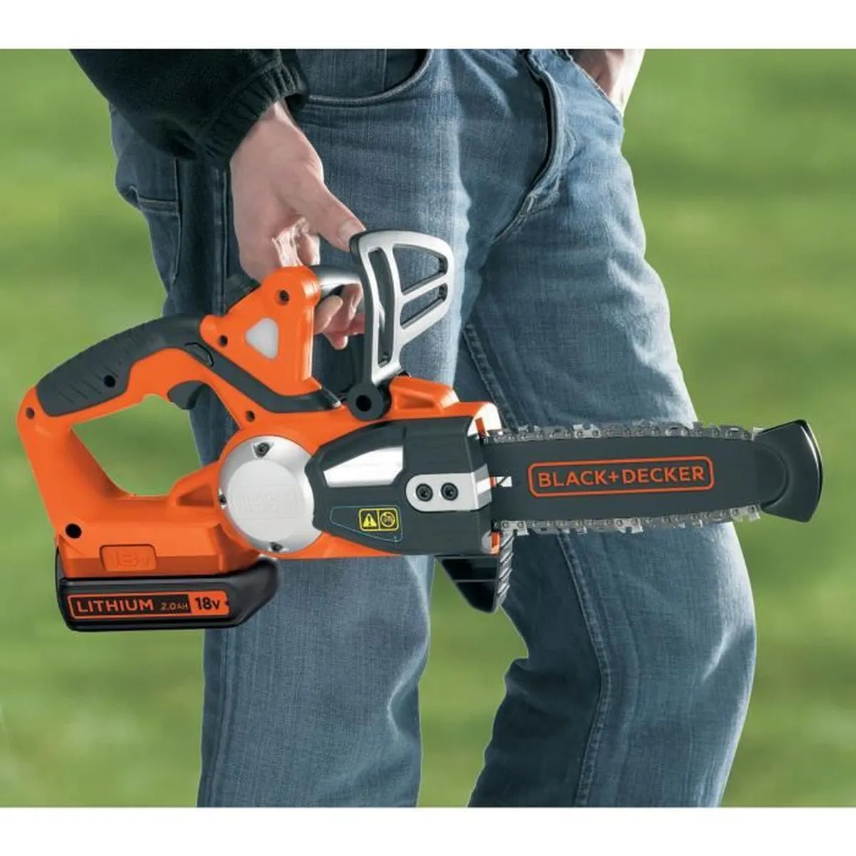 Tronçonneuse sans fil 18V GKC1820L20-QW BLACK+DECKER - 20 cm - Livrée avec batterie 18V 2 Ah et chargeur - Cosnewshop